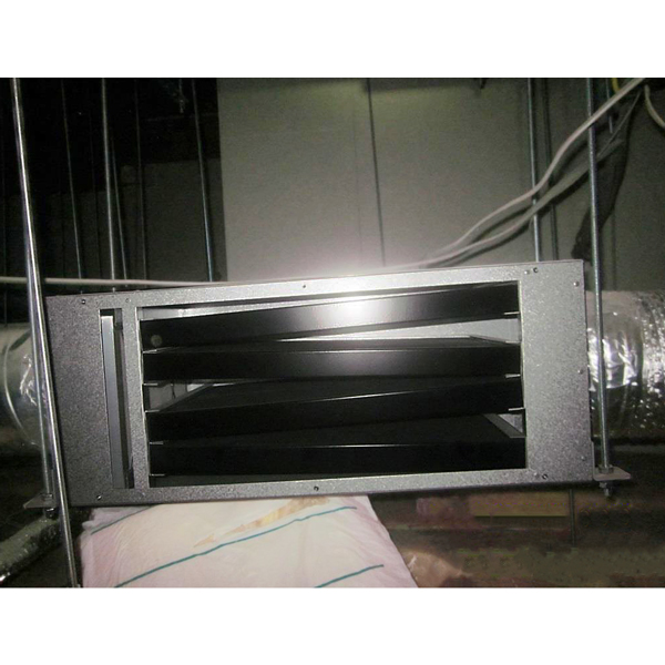 交換扉を開けたKCF-5-100W